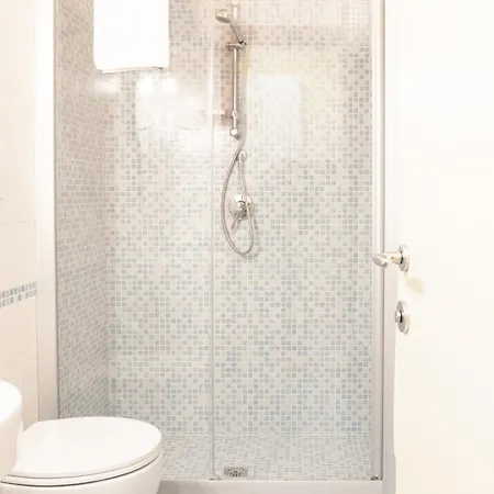 Camera Per 2 Ospiti Nel Centro, A Pochi Passi Dal Mare ! Il Mozzo Apartment *