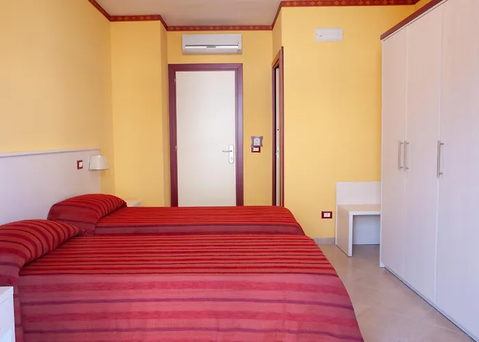 Per 2 Ospiti Nel Centro, A Pochi Passi Dal Mare ! Il Mozzo Apartamento *